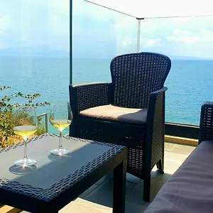 Apartment 2f, Sarandë